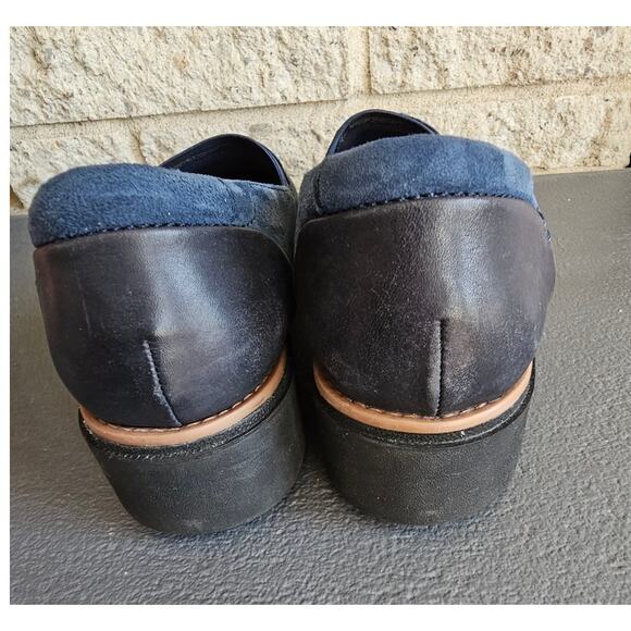 Collection by Clarks Sharon Dolly Slip on Loafer, Womans Sz 6.5, Blue - Picture 5 of 7